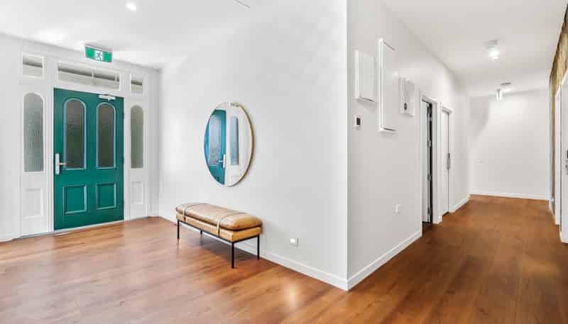 22A Wolfe Street, Regent