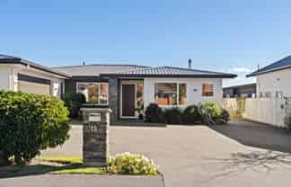 13 Gwyneth Place, Lytton West
