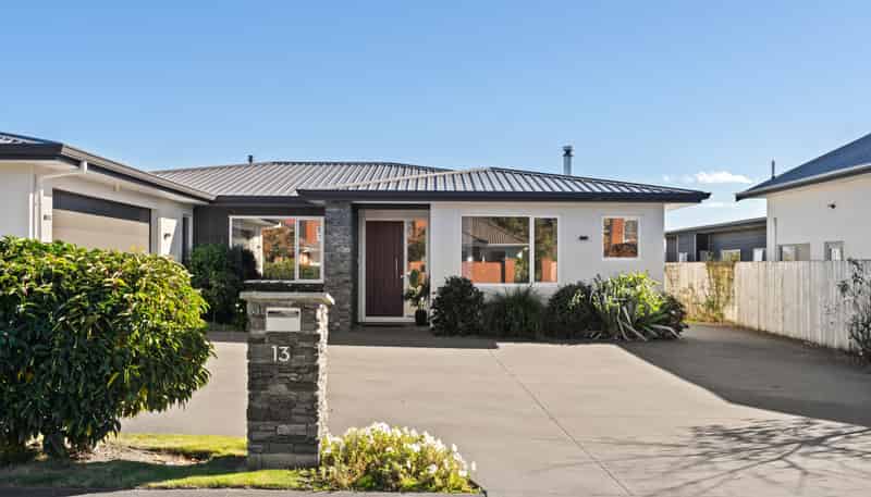 13 Gwyneth Place, Lytton West