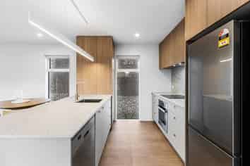 3/92 Holly Road, Saint Albans