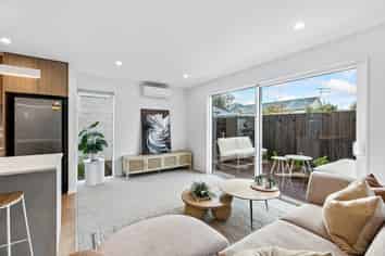 3/92 Holly Road, Saint Albans