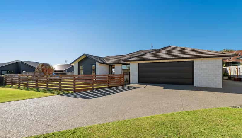 25 Charlotte Drive, Omokoroa