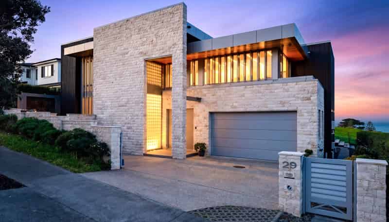 29 Bearing Parade, Long Bay