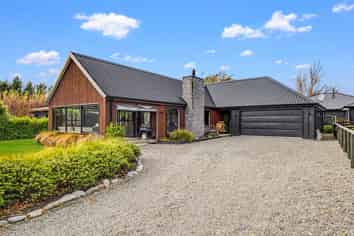 13 Hart Place, Lake Coleridge
