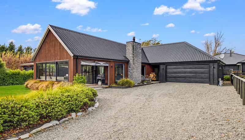 13 Hart Place, Lake Coleridge