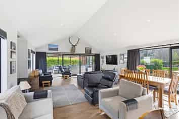 13 Hart Place, Lake Coleridge