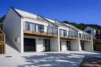 5 Dee Place, Torbay