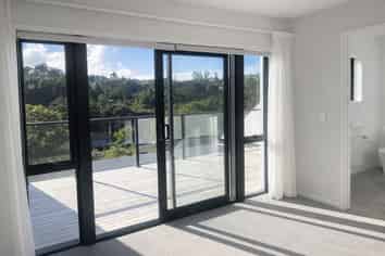 5 Dee Place, Torbay