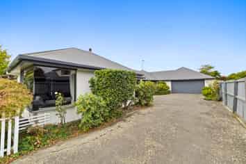 3 Falcon Drive, Allenton