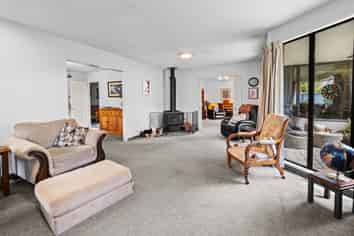 3 Falcon Drive, Allenton