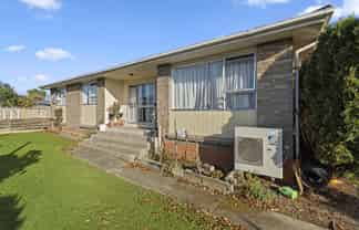 65 Kilmarnock Avenue, Strathern