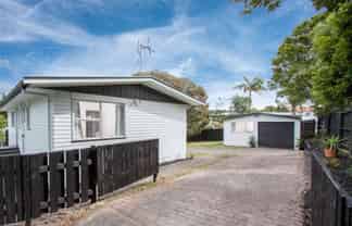 82 Lantana Road, Green Bay