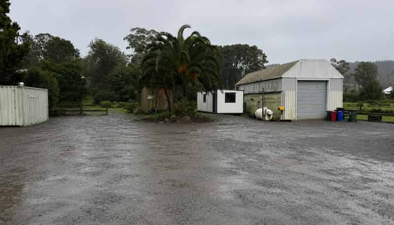 46 (aka 52) Pebble Brook Rd, Waitoki