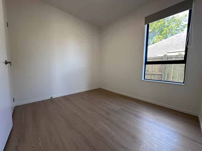 2/13 Blockhouse Bay Road, Avondale