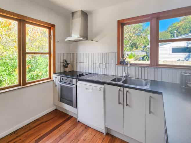 36 Holborn Drive, Stokes Valley