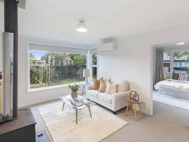 36 Eveleyn Couzins Avenue, Richmond
