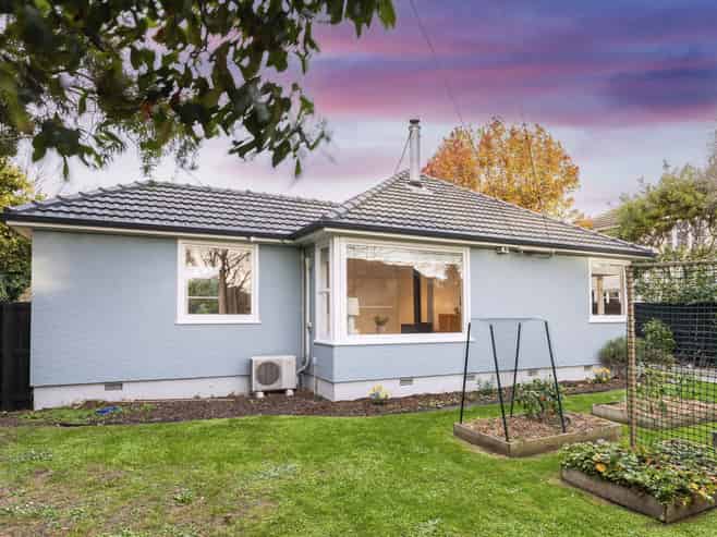 36 Eveleyn Couzins Avenue, Richmond