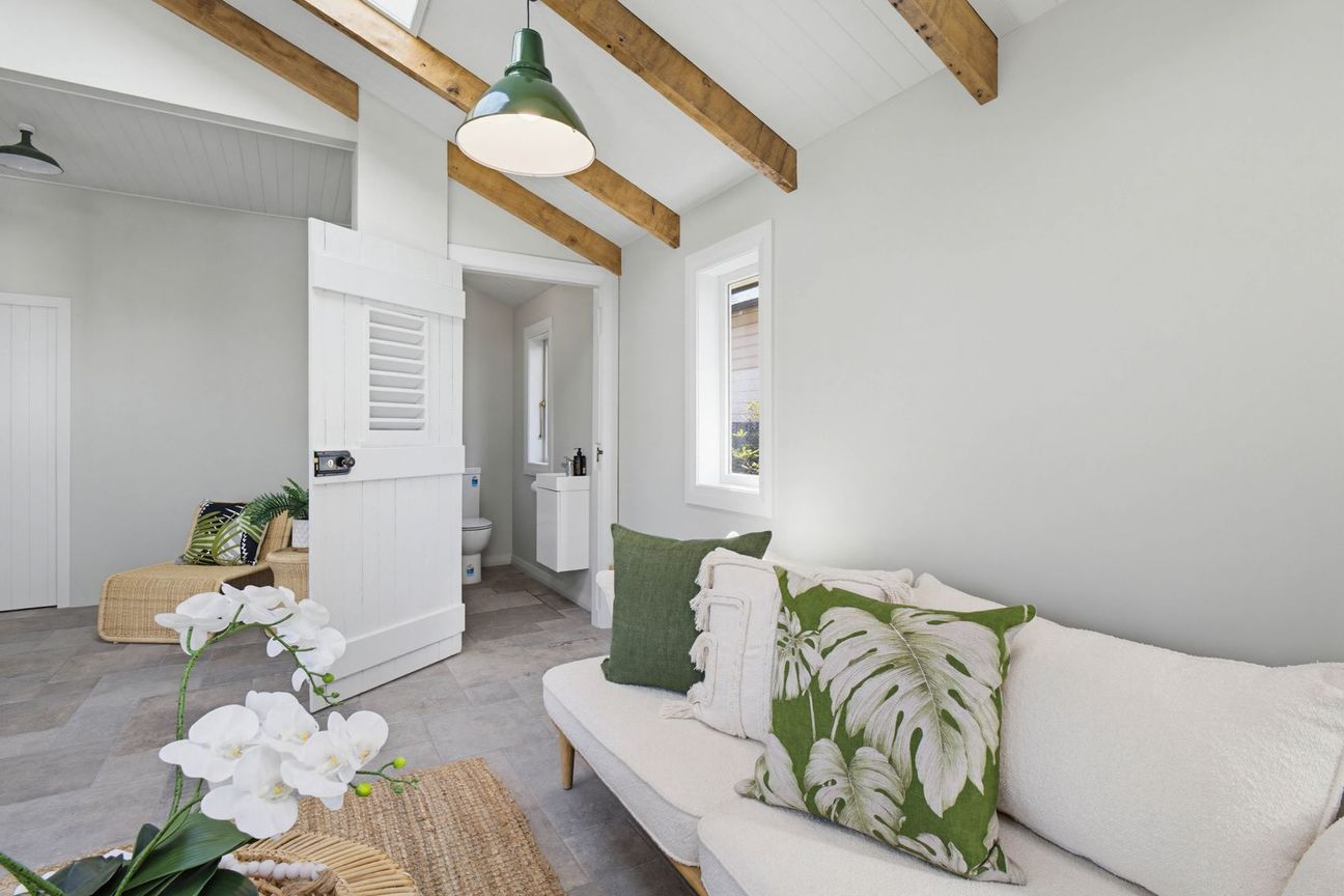 Charm of yesteryear and luxury renovations… - Bild 3