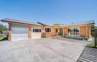 12 Carthew Street, Feilding
