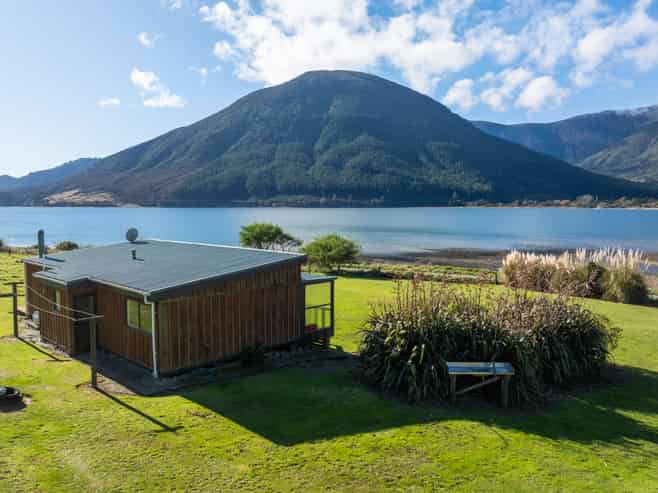 803 Manaroa Road, Pelorus Sounds