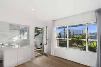 17/373 Khyber Pass Road, Grafton