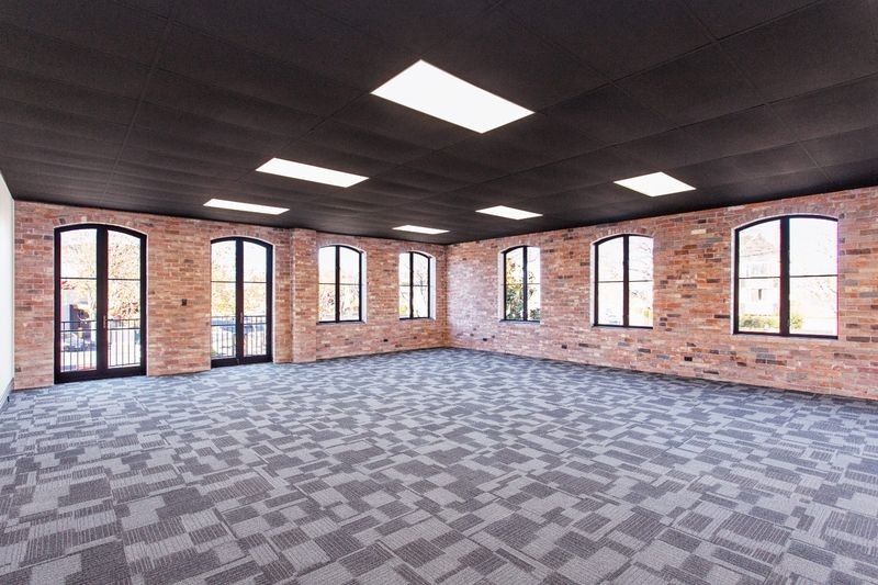 Bealey Ave Office with Car Parking - Поглед 2