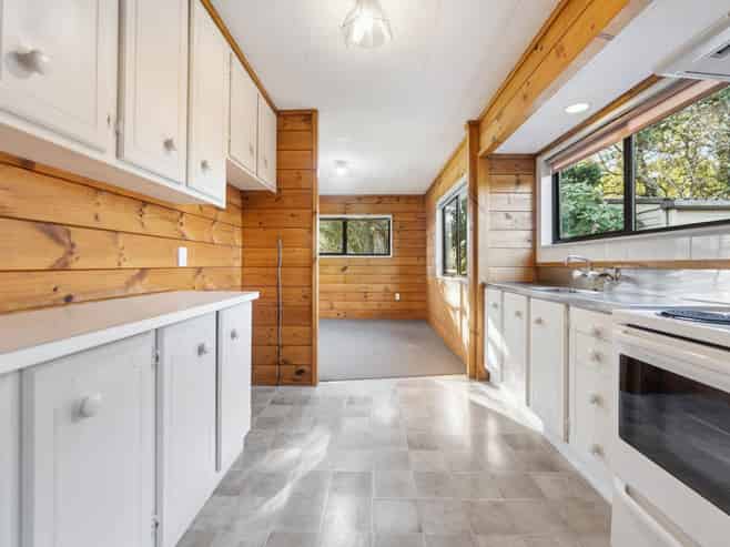 21B West Hoe Road, Orewa