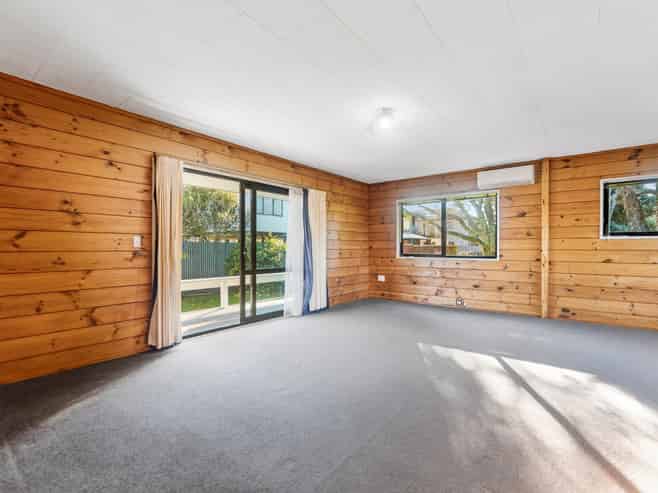 21B West Hoe Road, Orewa