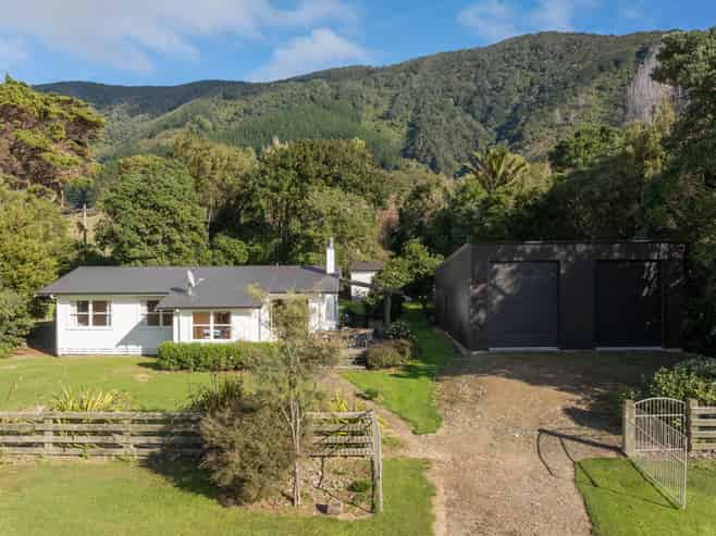 793 Manaroa Road, Pelorus Sounds