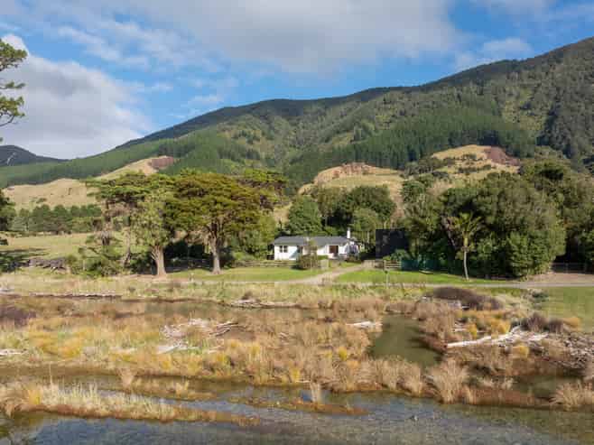793 Manaroa Road, Pelorus Sounds