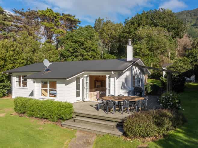 793 Manaroa Road, Pelorus Sounds