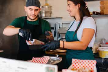Takeaway & Restaurant in Prime Hamilton Location, Great Setup To Change Cuisine - (CML 11548)