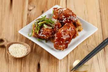Takeaway & Restaurant in Prime Hamilton Location, Great Setup To Change Cuisine - (CML 11548)