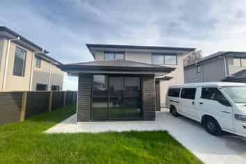 Manawatu / Whanganui - Address withheld