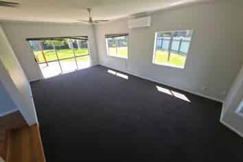 Manawatu / Whanganui - Address withheld