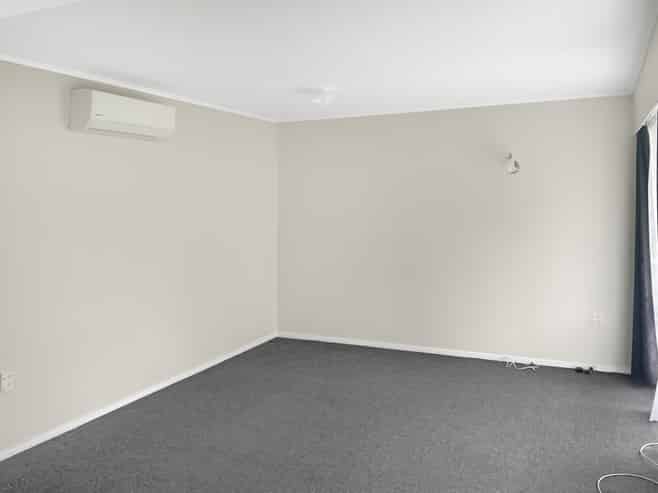7/12 Trevethick Grove, Woburn