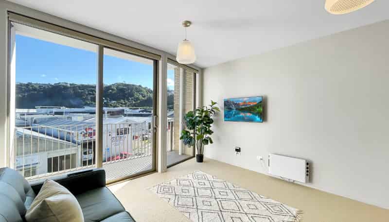 204/2 Campbell Terrace, Petone