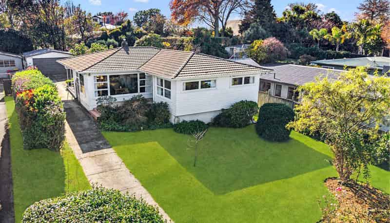 43 High Street, Glenholme