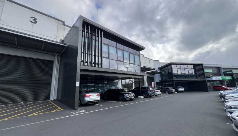 4/14 Northside Drive, Whenuapai