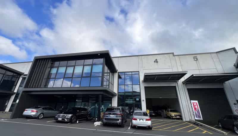 4/14 Northside Drive, Whenuapai