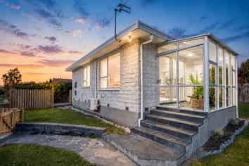 1/15 Wakelin Place, Redwood