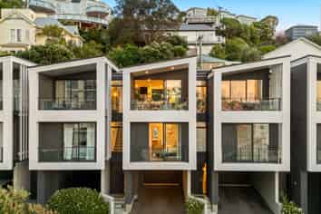 4/18 Oriental Terrace, Oriental Bay