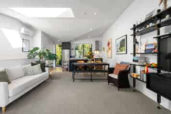 4/18 Oriental Terrace, Oriental Bay