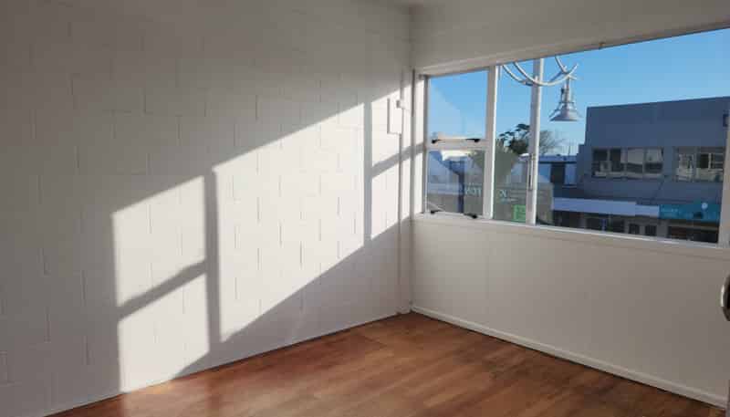 2/33 King Street, Pukekohe