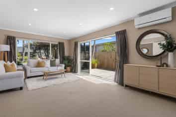 25 Bucklands Cres, Papamoa