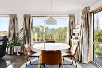 1632 Cust Road, Cust