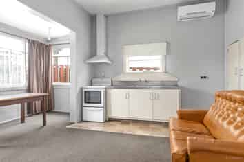1-2/32 Jackson Street, West End
