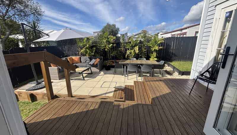 B/2 Neil Avenue, Te Atatu Peninsula
