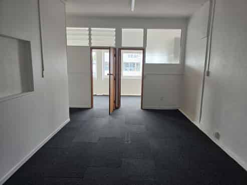 Bright 200sqm office - north facing and private