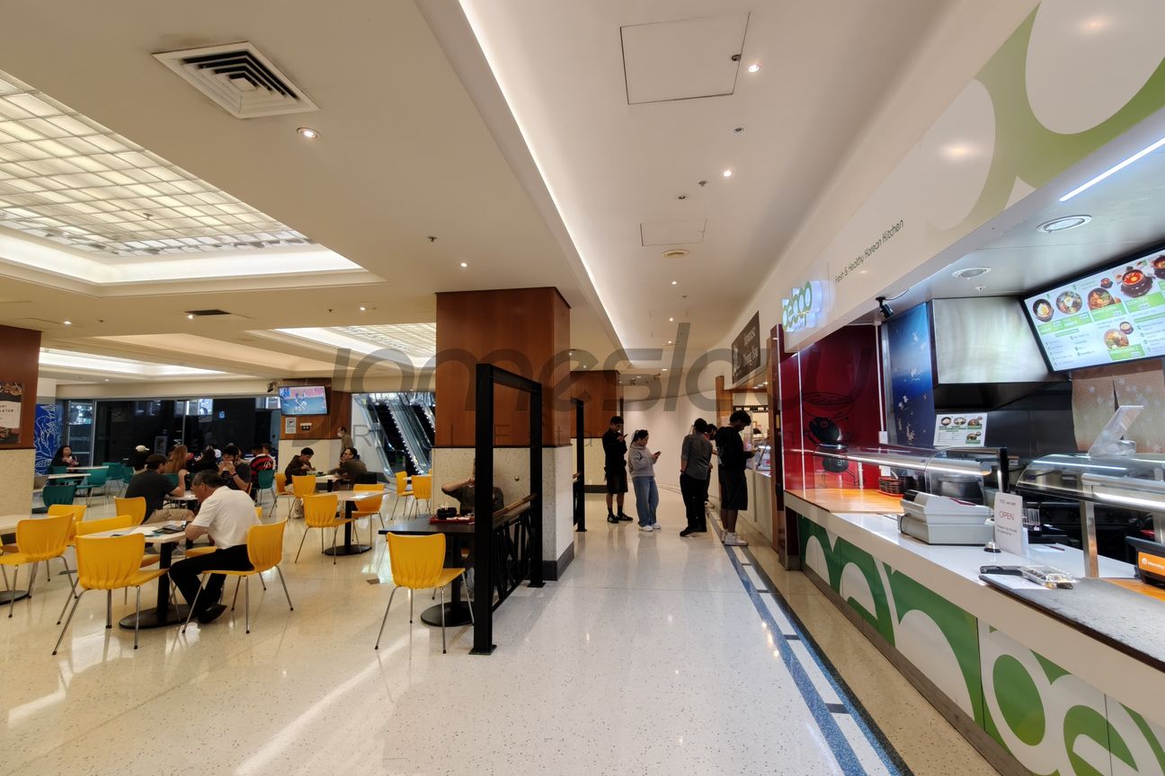 Food Court in CBD Shopping Centre - Mehr
